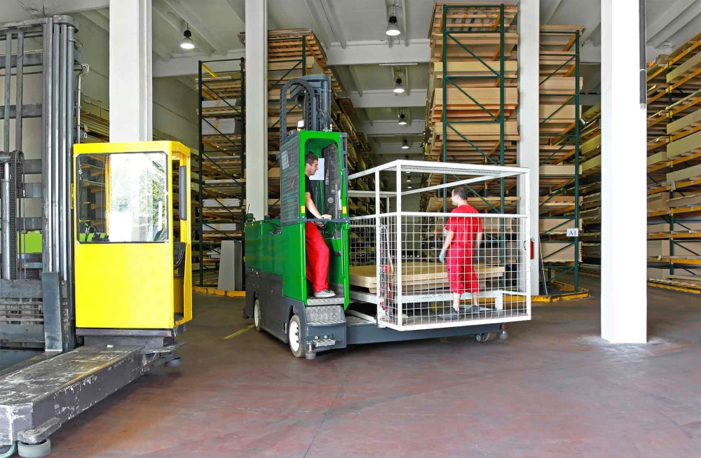 Cesta para carretilla elevadora homologada: todo lo que debes saber